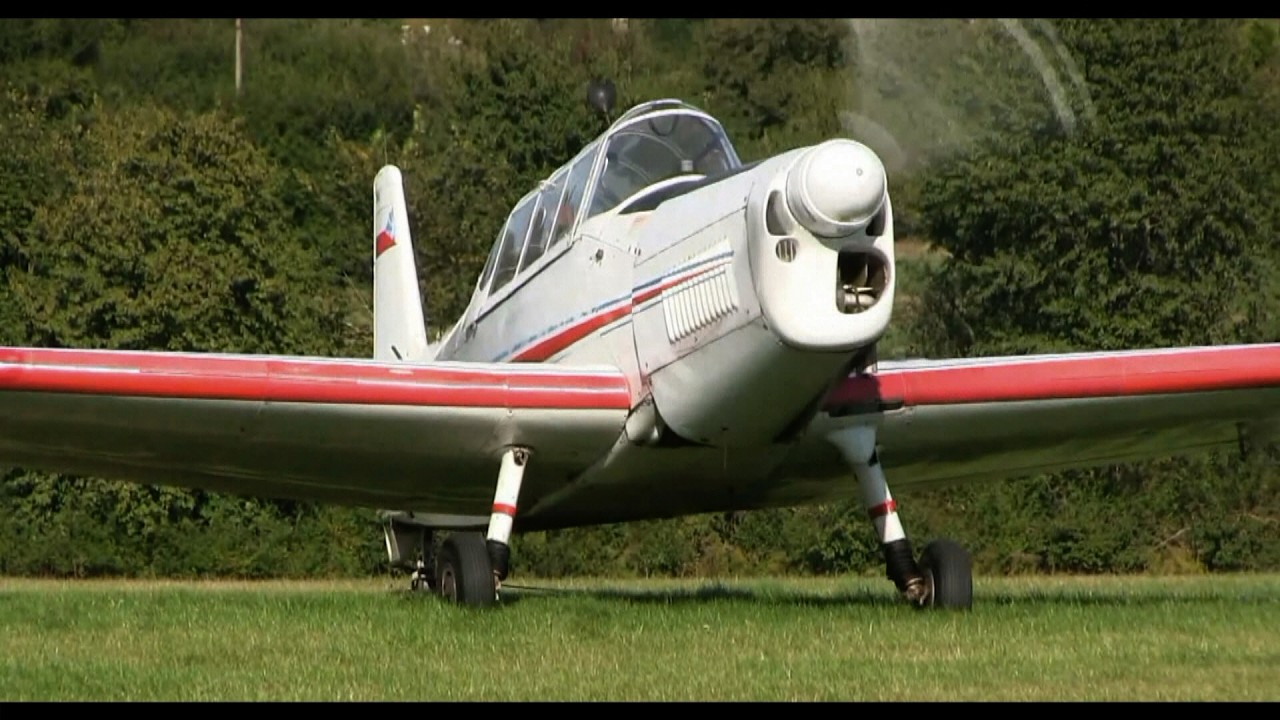 Oldtimer víkend 2024 s letovou ukázkou JS3 Rapture s turbínou ...