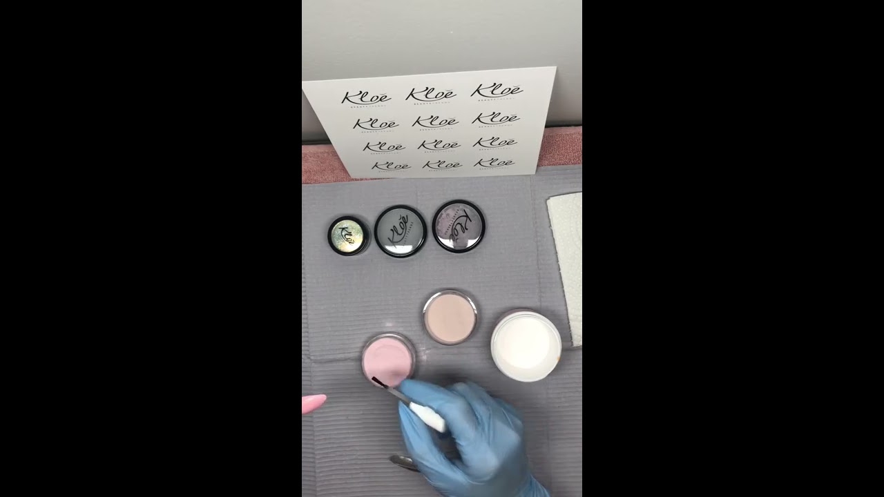 Résine Kenzi et poudre Kloé la démo et l'avis de Mllemonroe