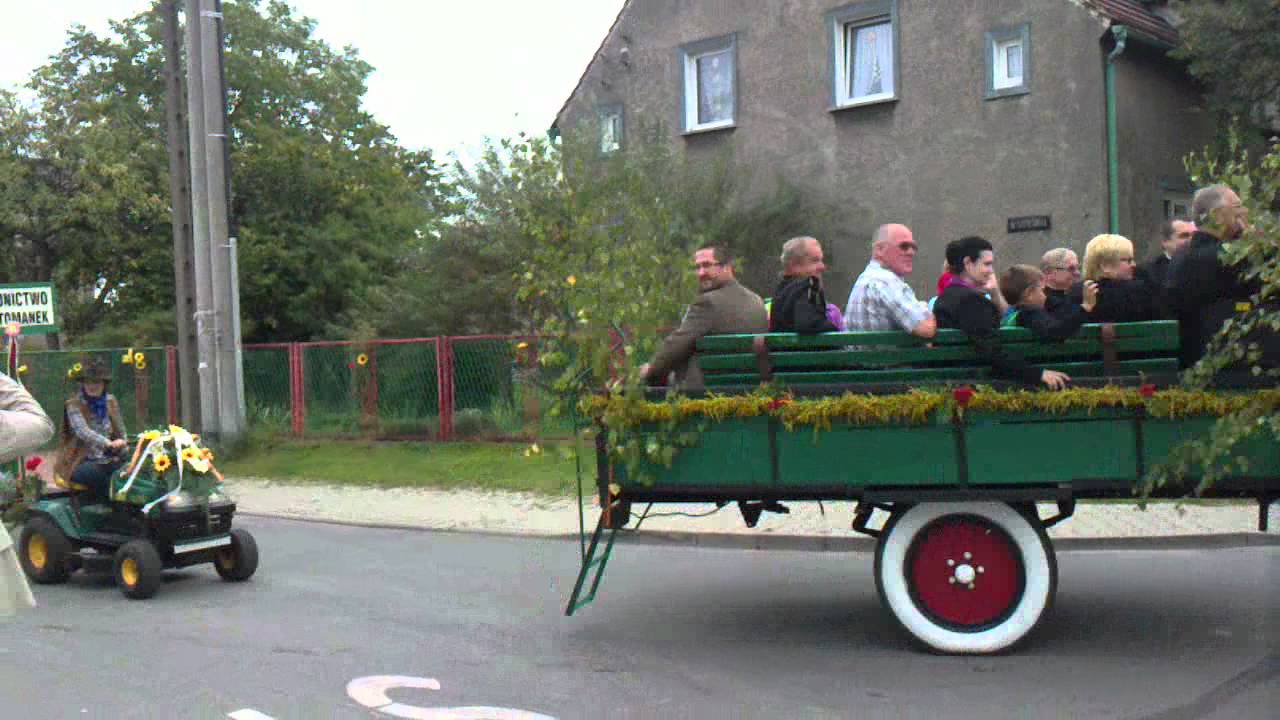 Zabrze (Grzybowice) - Korowód Dożynkowy 10 września 2011r.MP4
