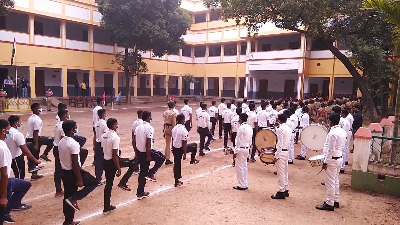 Bolpur collage ar NCC