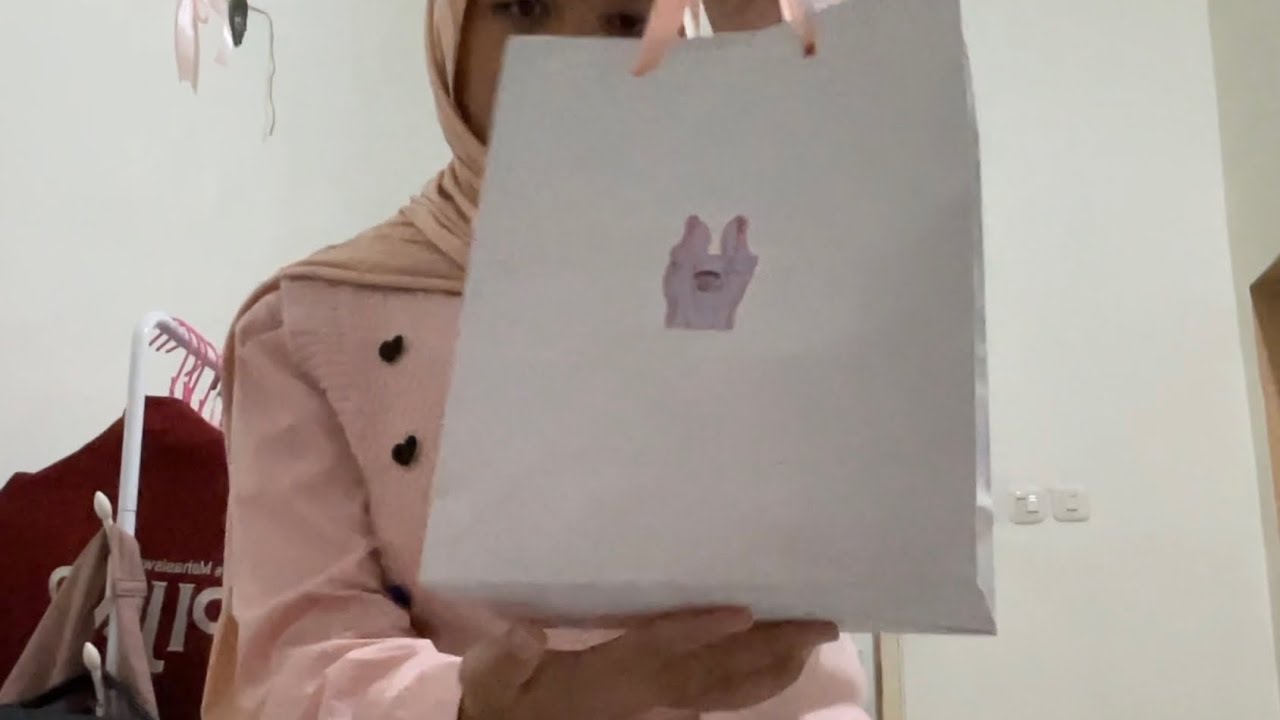 J’s birthday fankit unboxing!
