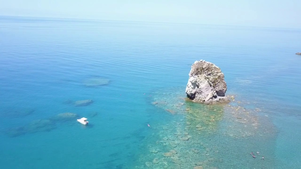 Lido Termare e Scoglio della Regina - Bird's eye view
