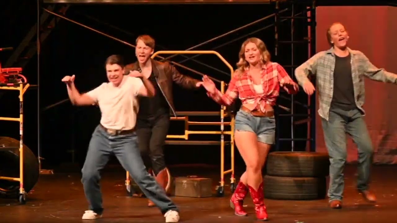 Hailey Olints as Ariel in Footloose the Musical - 