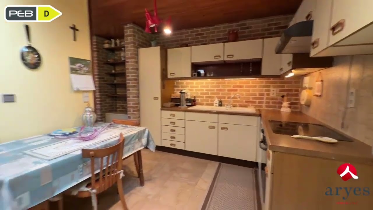 JR18