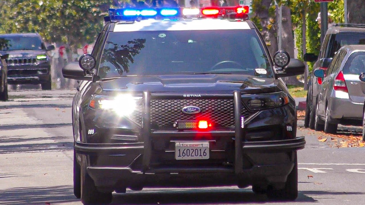 Beverly Hills Police Responding Code 3