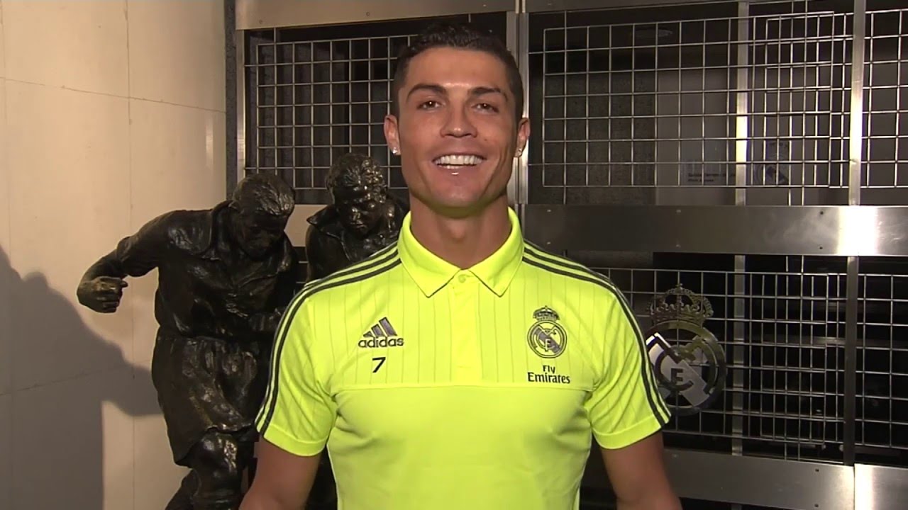 Cristiano Ronaldo m&oacute;wi po Polsku! | Bartolomeu