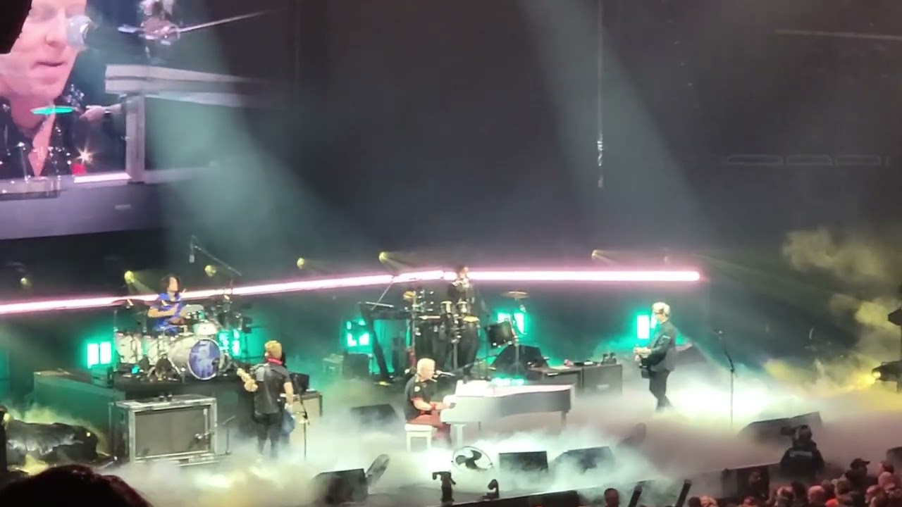Hey Jude (The Beatles cover) by The Offspring in Vancouver, BC - January 24 2026  #music