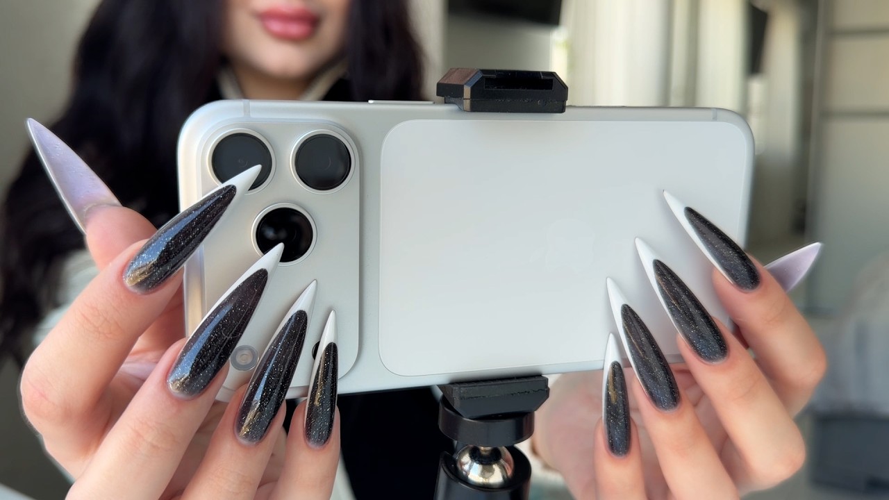 ASMR - iPhone 17 Pro Max camera tapping & scratching !