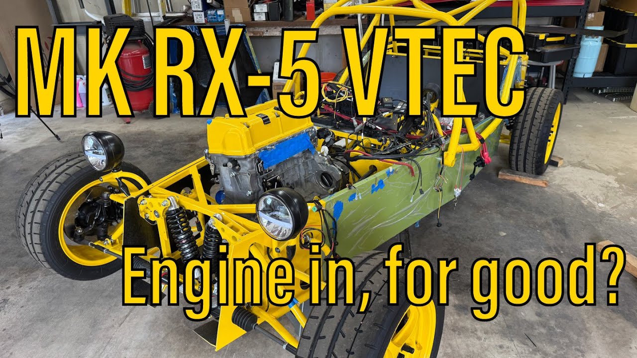 MK Indy RX-5 Vtec: Engine in!
