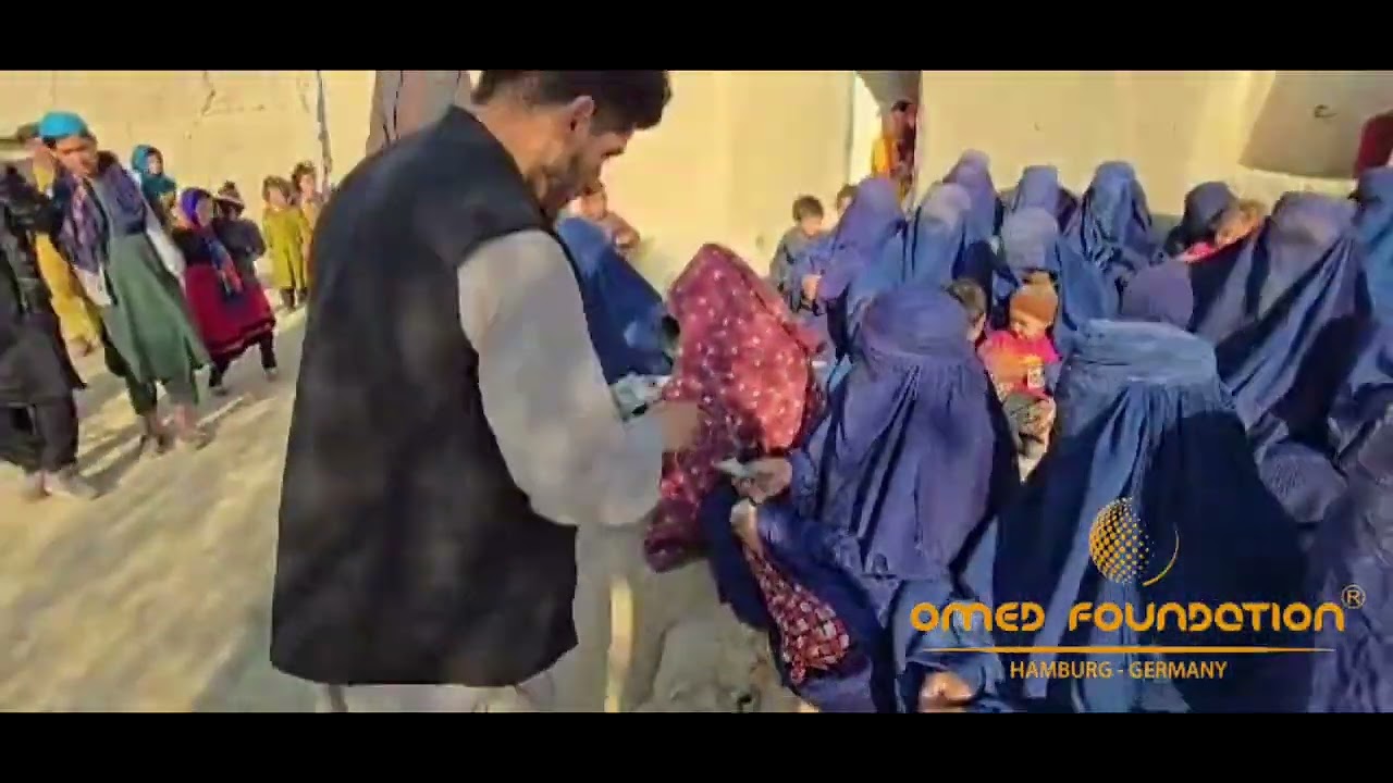 Cash donation by Haji Nasir Qasemyahr in cooperation with Omed Foundation. #afghanisthan #kabul