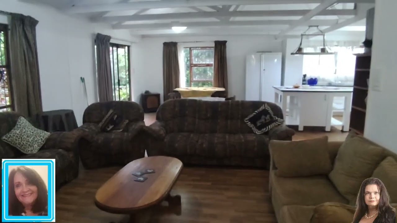Sea Park: House on shared property 