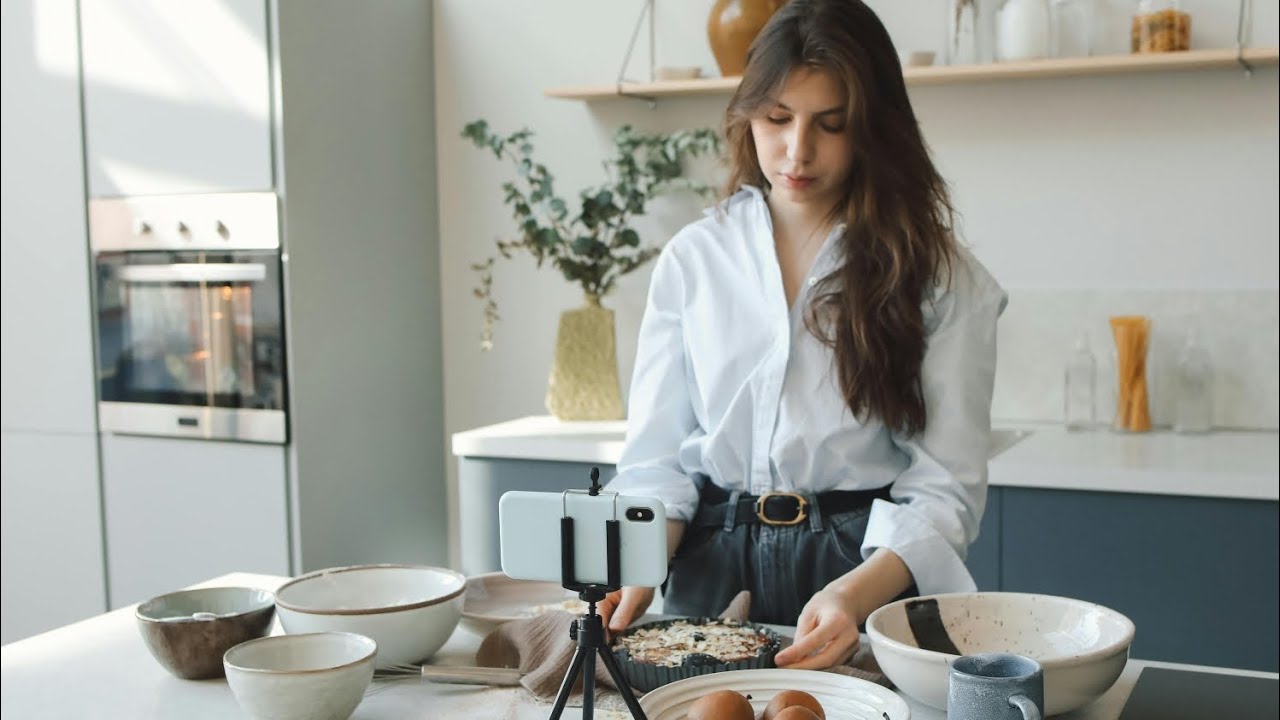 I Told My Husband I Don't Like Cooking -- Before Marriage... How He Forces Me.