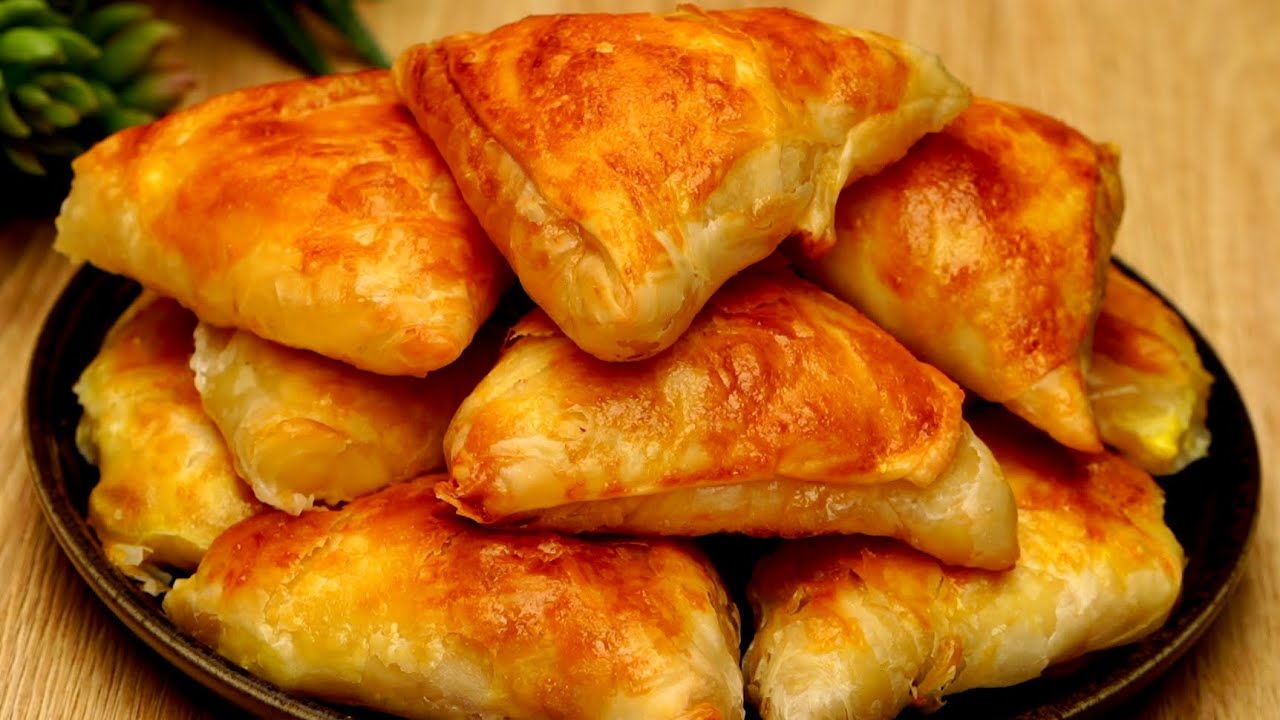 Запеченные сырные пироги – простой и вкусный рецепт, который вы будете готовить всегда!