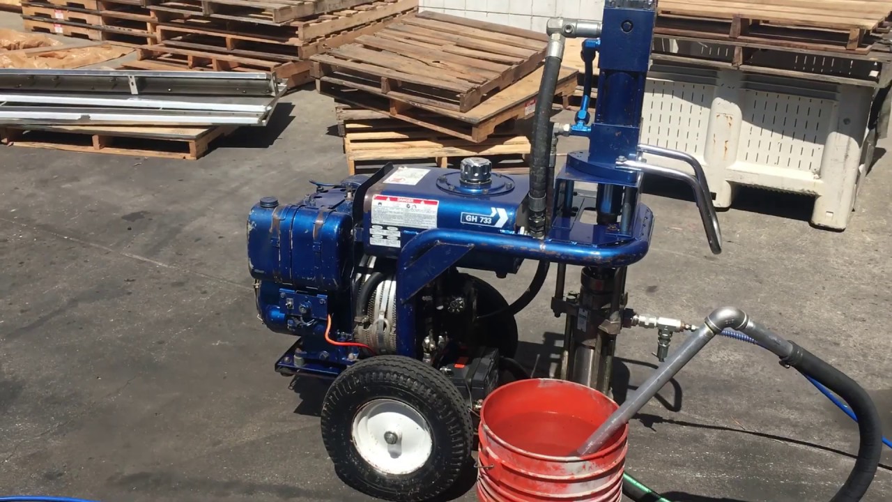 Graco GH 733 Hydra-Spray Hydraulic Airless Paint Sprayer Kohler Engine Roof Rig