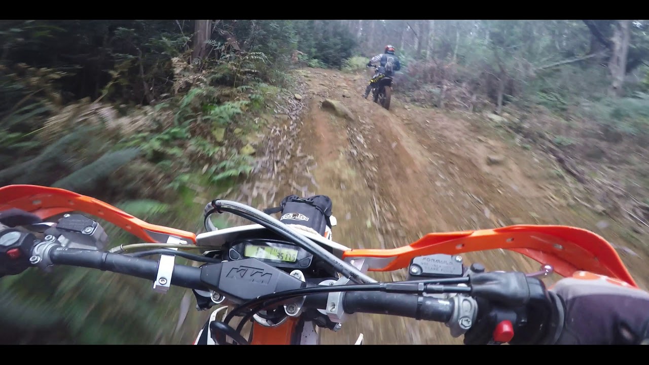 Tas Dirt Biking | Sideling | Mud Fun & Stacks