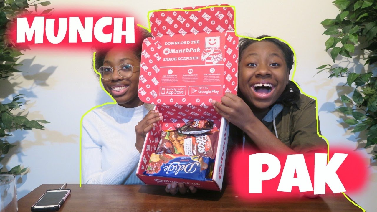 SAUSAGE FLAVORED FRITOS ! | MUNCHPAK