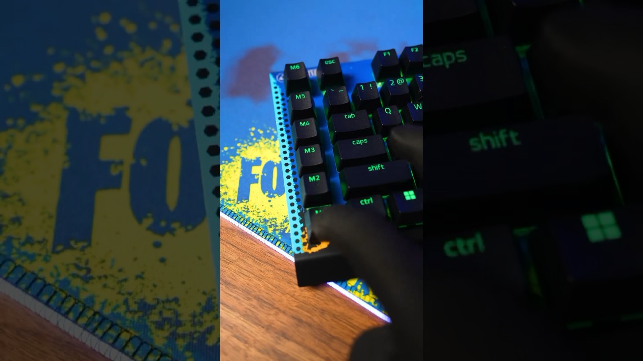 Check out the brand new #Fortnite #Razer BlackWidow V4 X and #Goliathus Extended Chroma 🤩😱