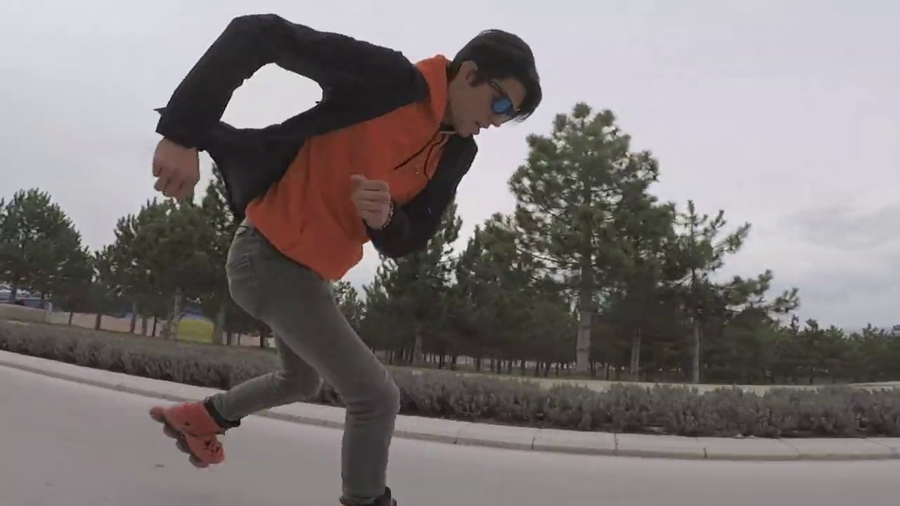 URBAN ROLLER SKATE TRİCKS İN UNIVERSITY