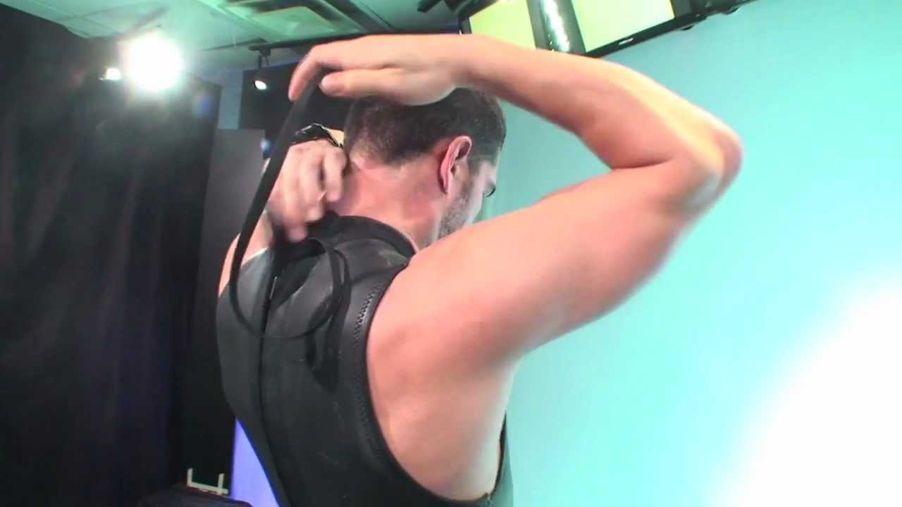 Triathlon Wetsuits:  How to Put On a Triathlon Wetsuit