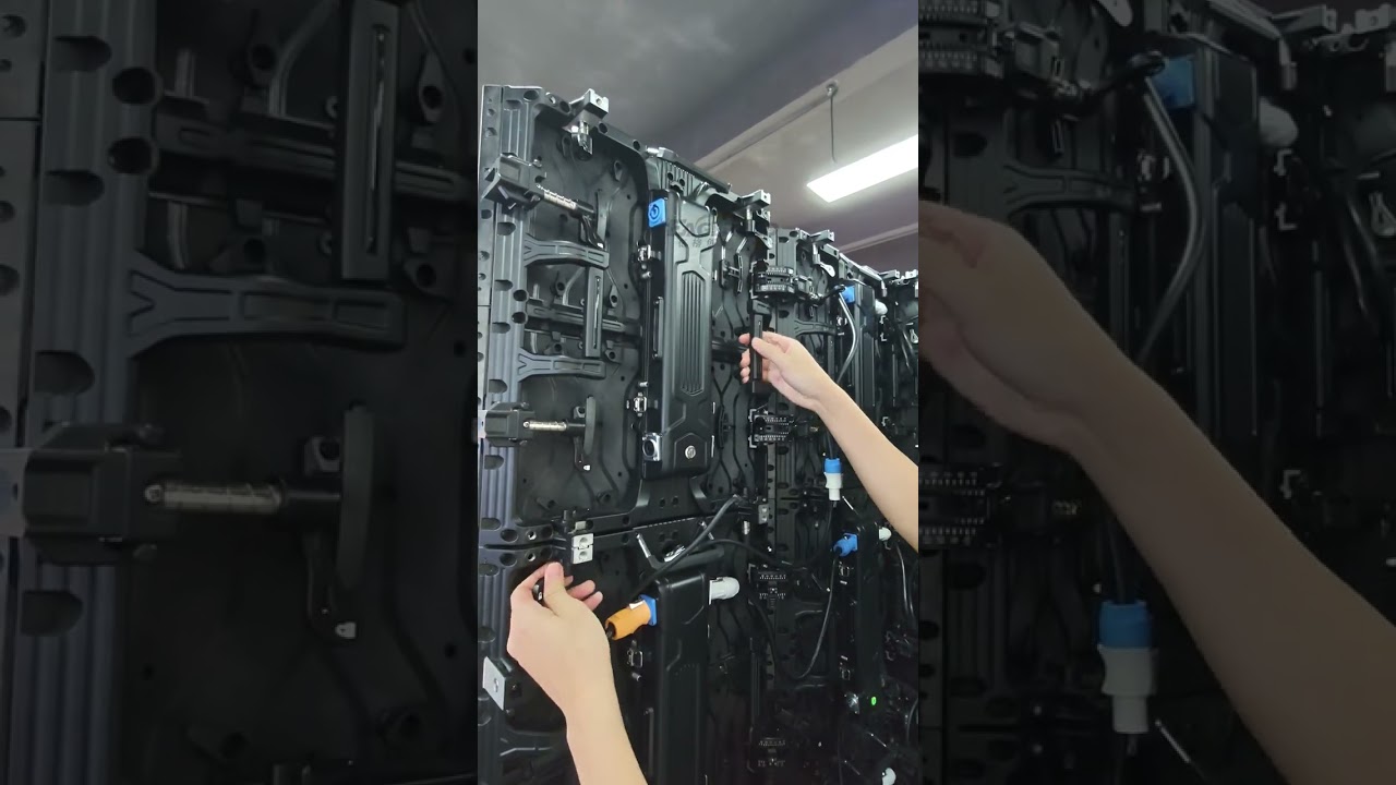 Nasze ekrany LED charakteryzują się doskonałą wodoodpornością. #ledscreen #ledvideowall #ledboard #eagerled