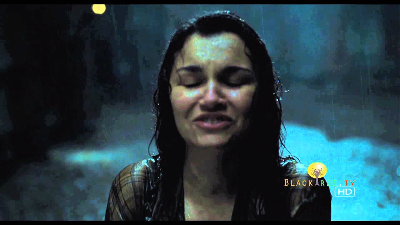 Samantha Barks talks about singing LIVE in Les Misérables