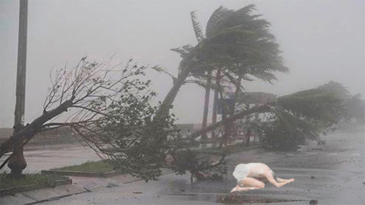 Hurricane 170 km/h took people by surprise! Storm in Hubballi, Karnataka, India