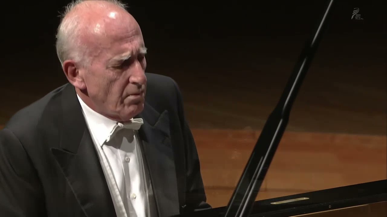 Beethoven Piano Sonata No 31 A♭ major Op 110 Maurizio Pollini