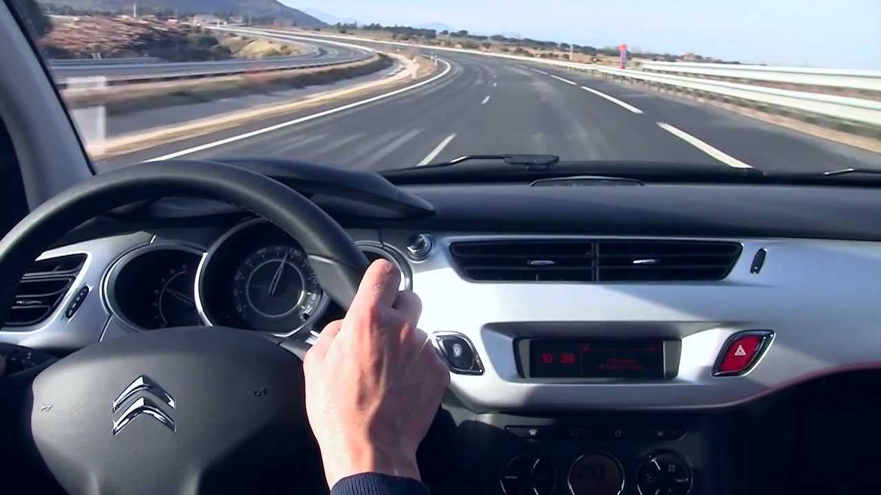 Citro&euml;n - Curso de conducci&oacute;n: C&oacute;mo trazar las curvas
