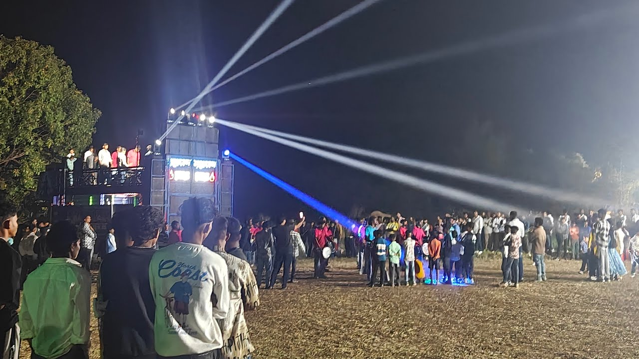 AYUB GAMIT OFFICIAL  is live Mahakal band At.chacharbunda