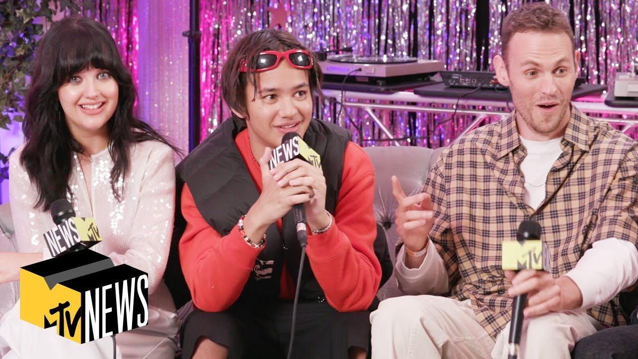 ‘Dungeons & Dragons’, ‘The Lord of the Rings’ & More Quizzed on Geeks v. Posers | MTV News