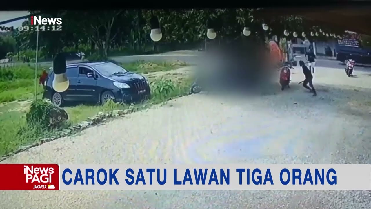Gelut Pria Lawan 3 Orang Terekam Kamera CCTV #iNewsPagi 09/03
