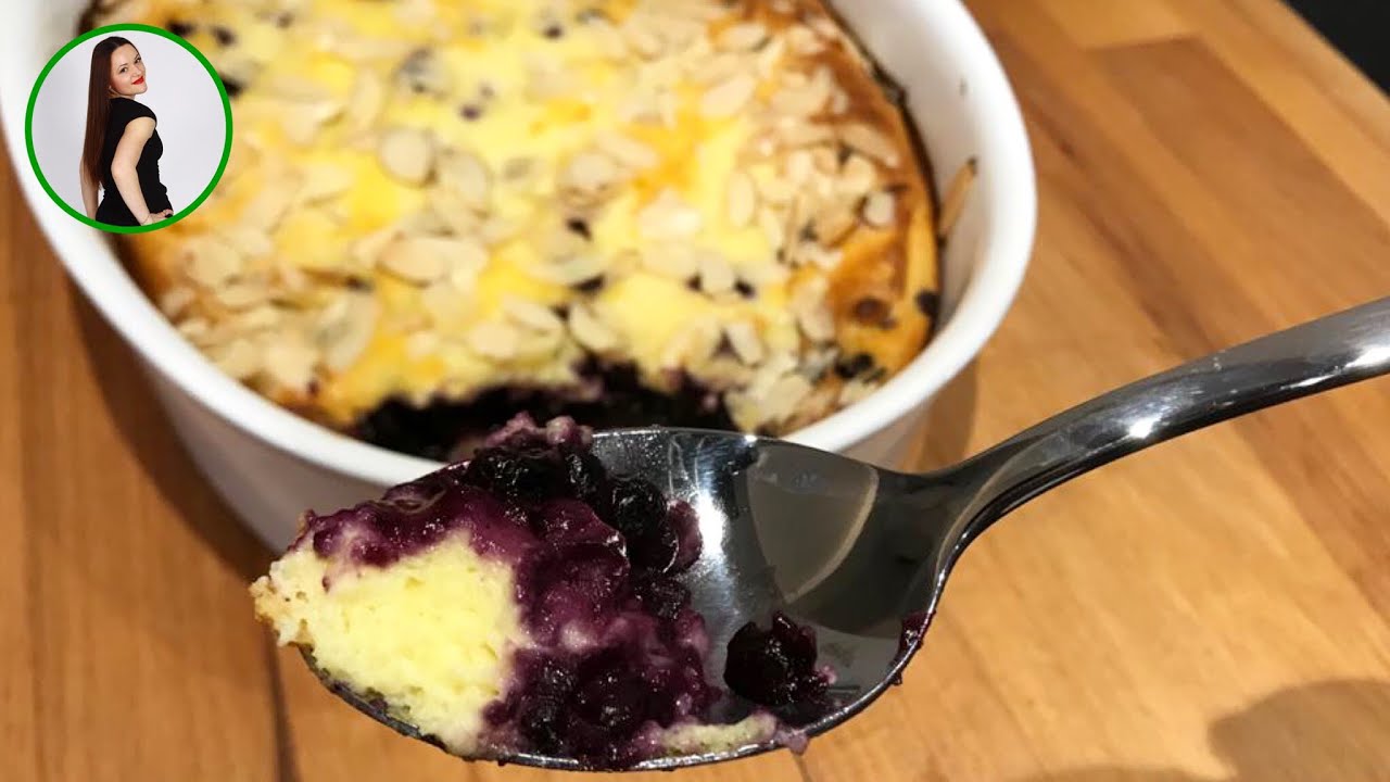 Luftiger Quarkauflauf mit Heidelbeeren / Süßer Auflauf mit Quark und Beeren