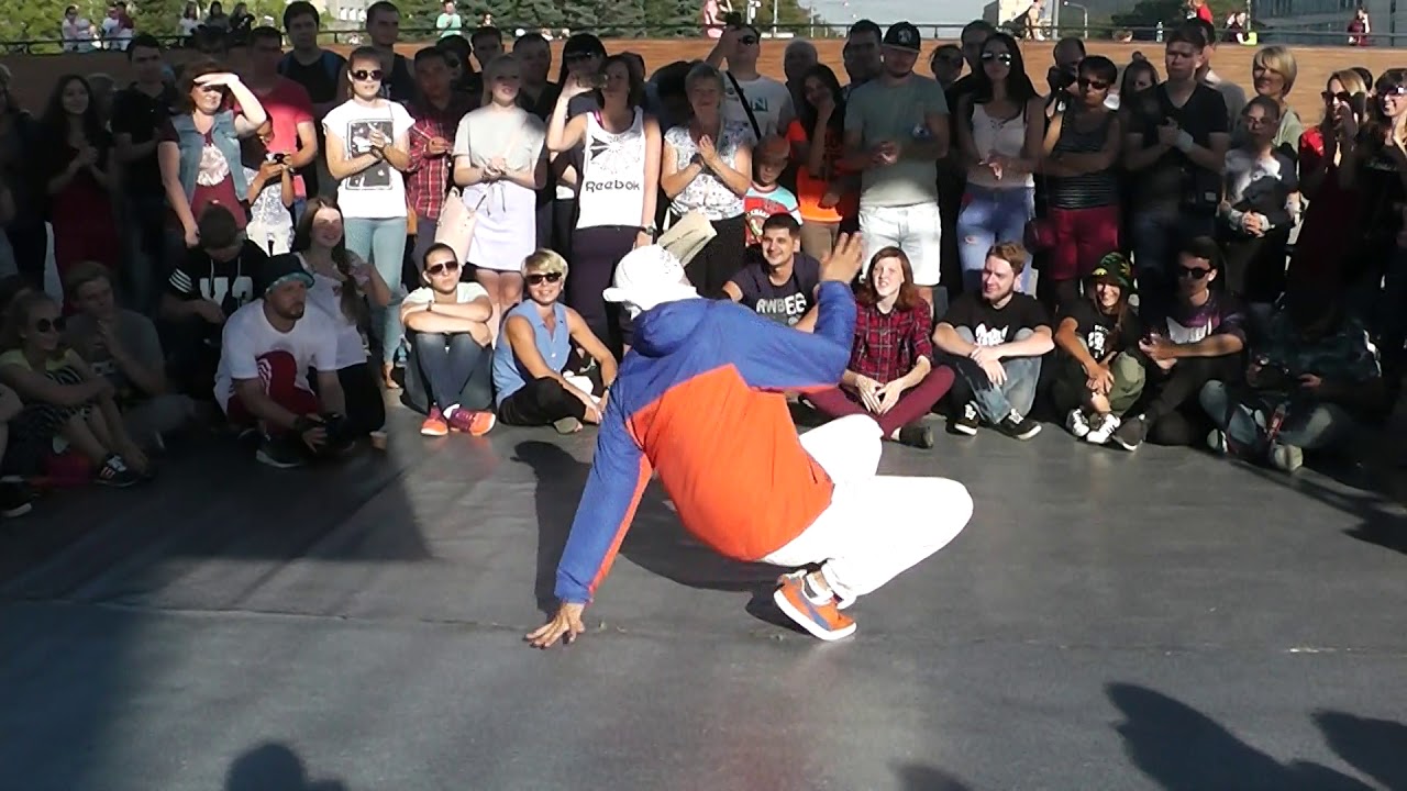 Bboy Robin Top 9 judge showcase [ПроДвижение 2017]