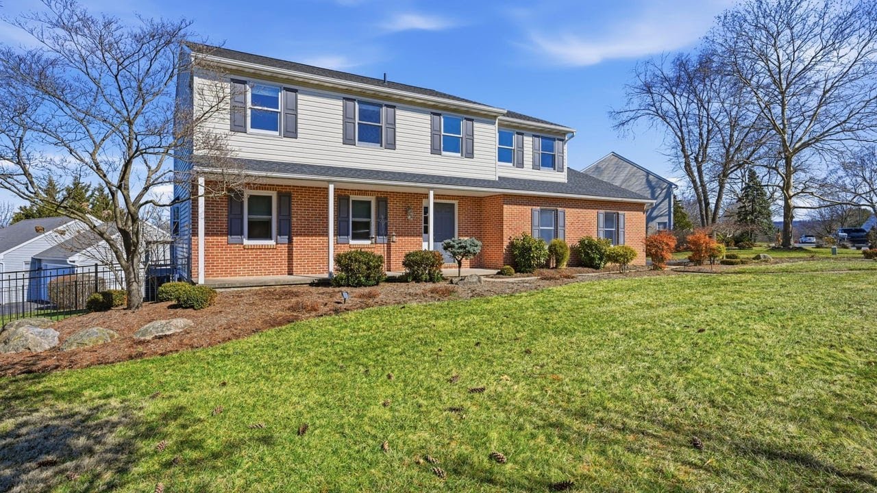 9 Katie Ln, Mohnton, PA