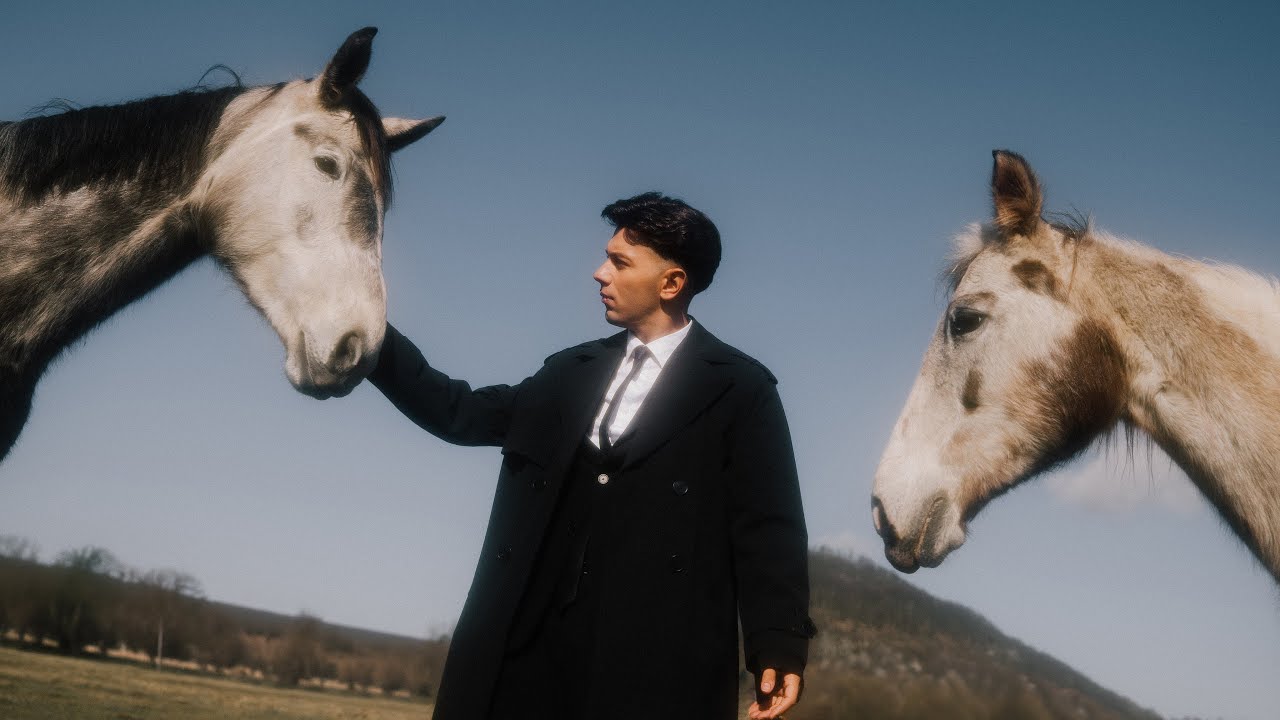 Jan Bendig - KDYŽ JSEM J&Aacute; BYL TENKR&Aacute;T KLUK (Official video)