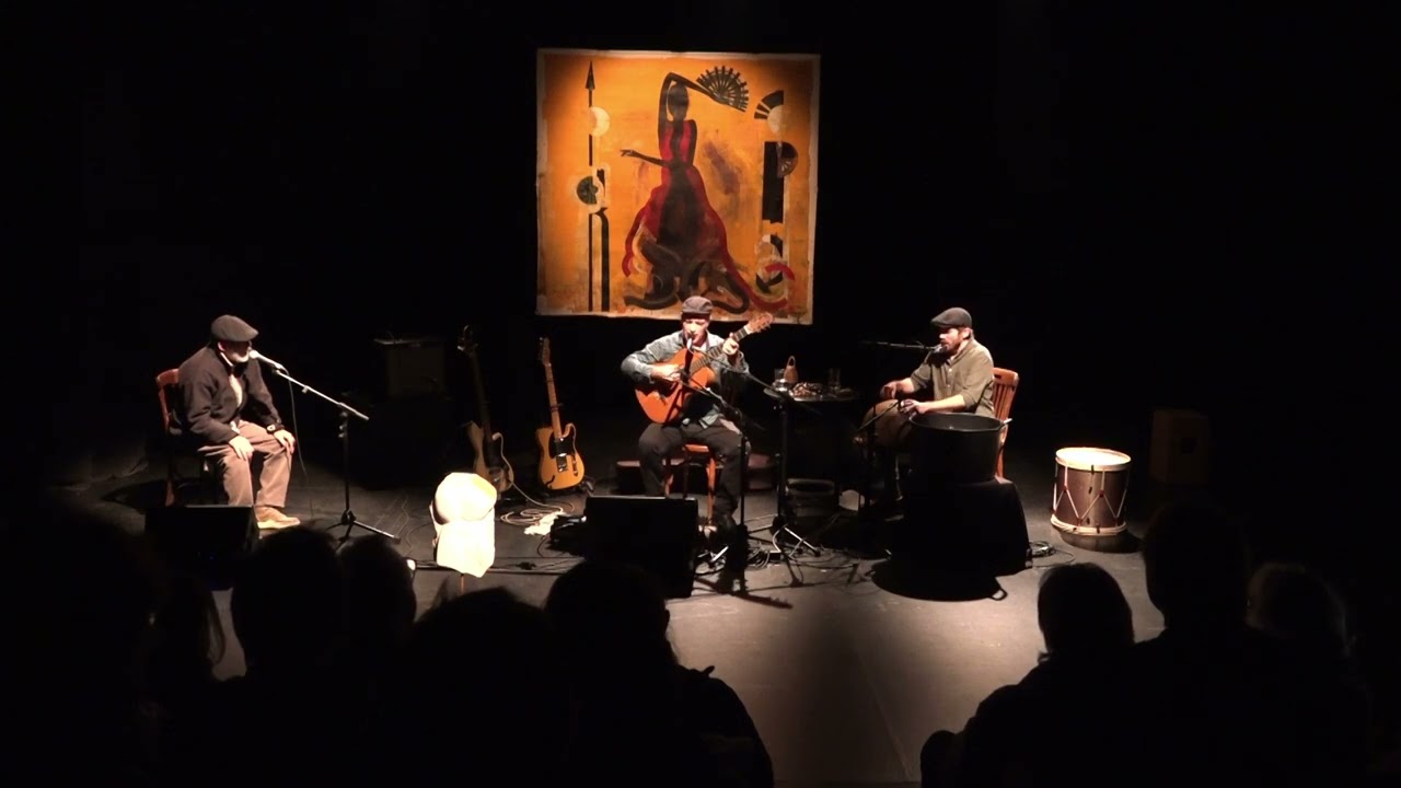 LAS DOS LENGUAS DE LA LUNA Jordi Fornells y Mario Mas con Xavier De Torres en directo