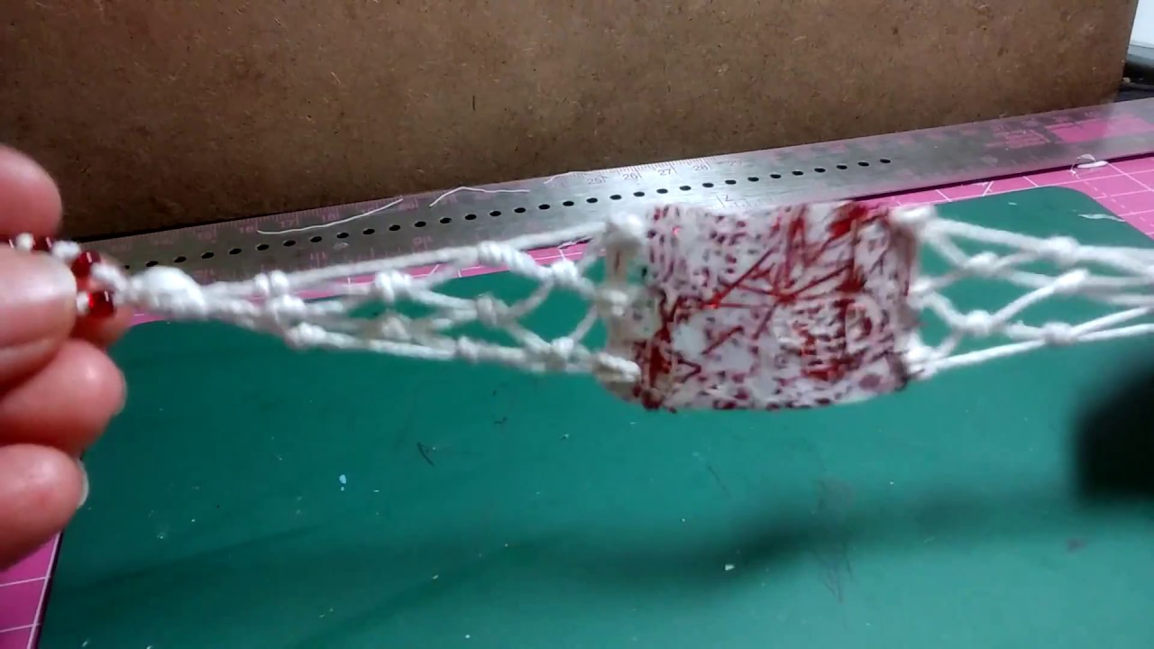 Pulsera con malla plastica reciclada-plastic mesh jewelry-best out of waste-upcycled bracelet