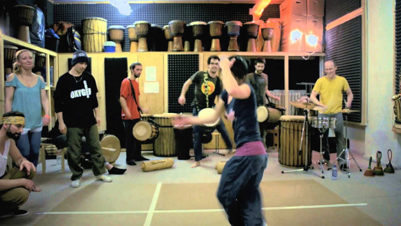 S&eacute;ss&eacute;-Percussion - a private Cypher-Session, Berlin, 14.03.13, - Trommelgruppe / Percussionband