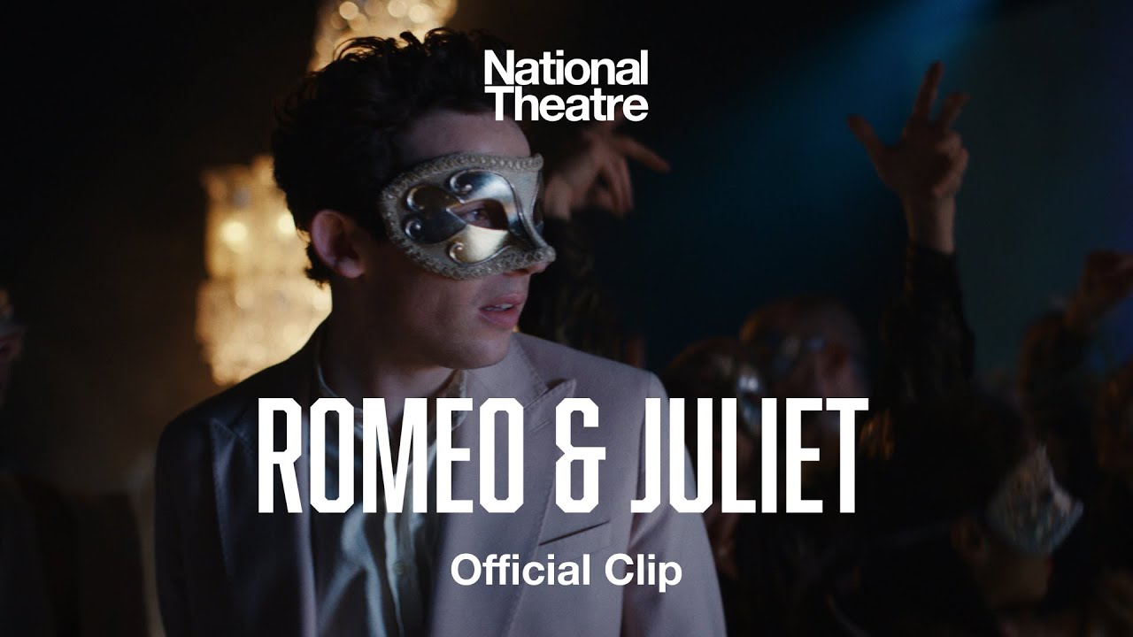 Josh O’Connor & Jessie Buckley Romeo & Juliet Act 1 Scene 5 with| National Theatre