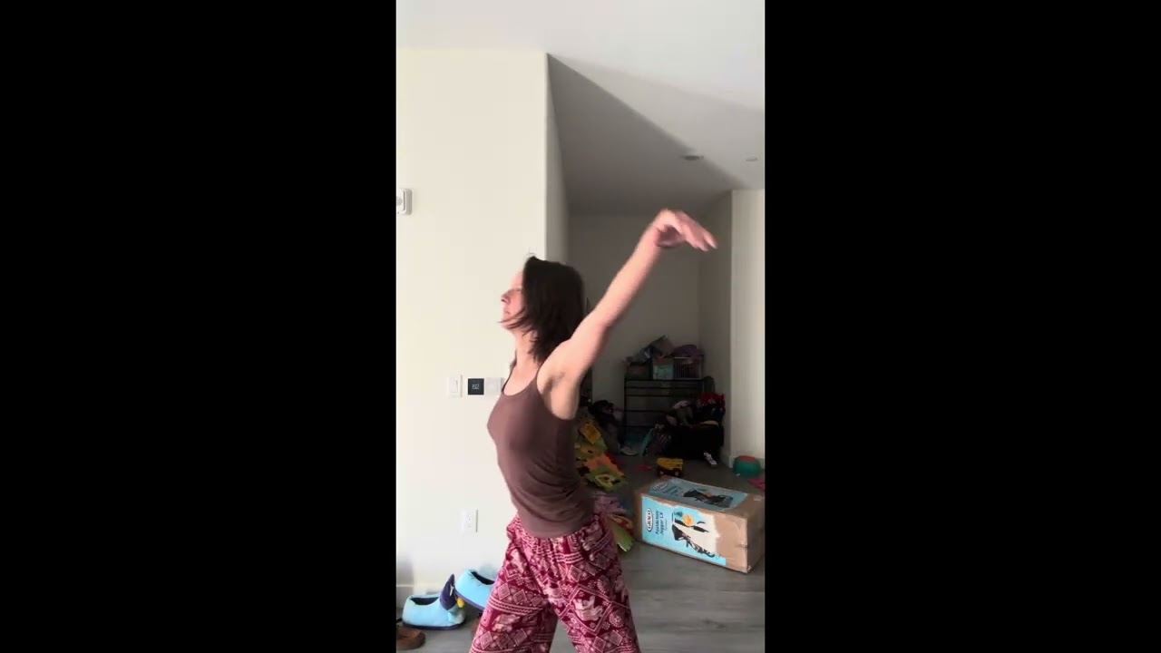 More on my dance outfit & Move with me! 