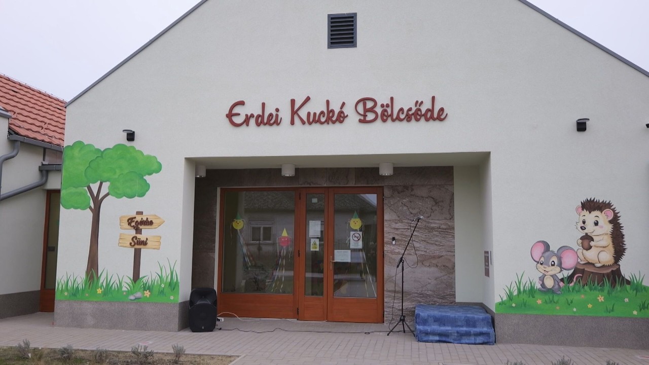 TUDATOS JÖVŐÉPÍTÉS – 28 férőhelyes bölcsődét adtak át Erdőtelken