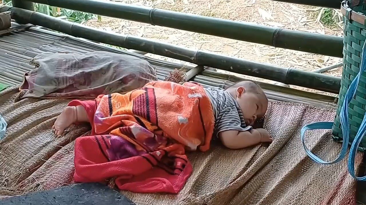 17-Year-Old Single Mother Lives in a Small Thatched Hut | Heart-Touching Village Life Story