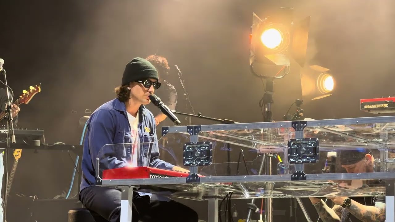 1st time playin ‘anything 4 u’ LIVE #lany 