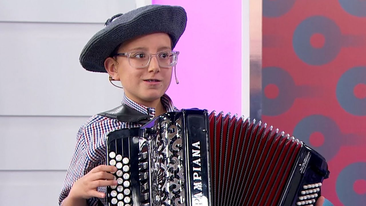 Enzo Castro: el artista de once años que cautiva tocando el acordeón