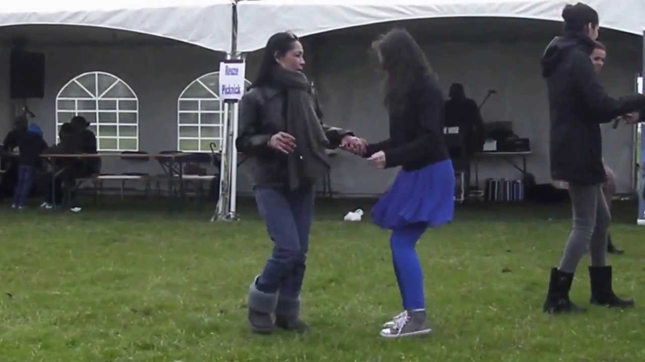 salsa op de dag van het park in het Bijlmerpark