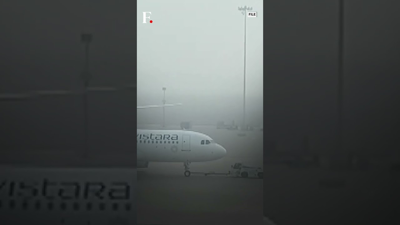 Delhi: Toxic Smog Hits Flight Operations, AQI in 