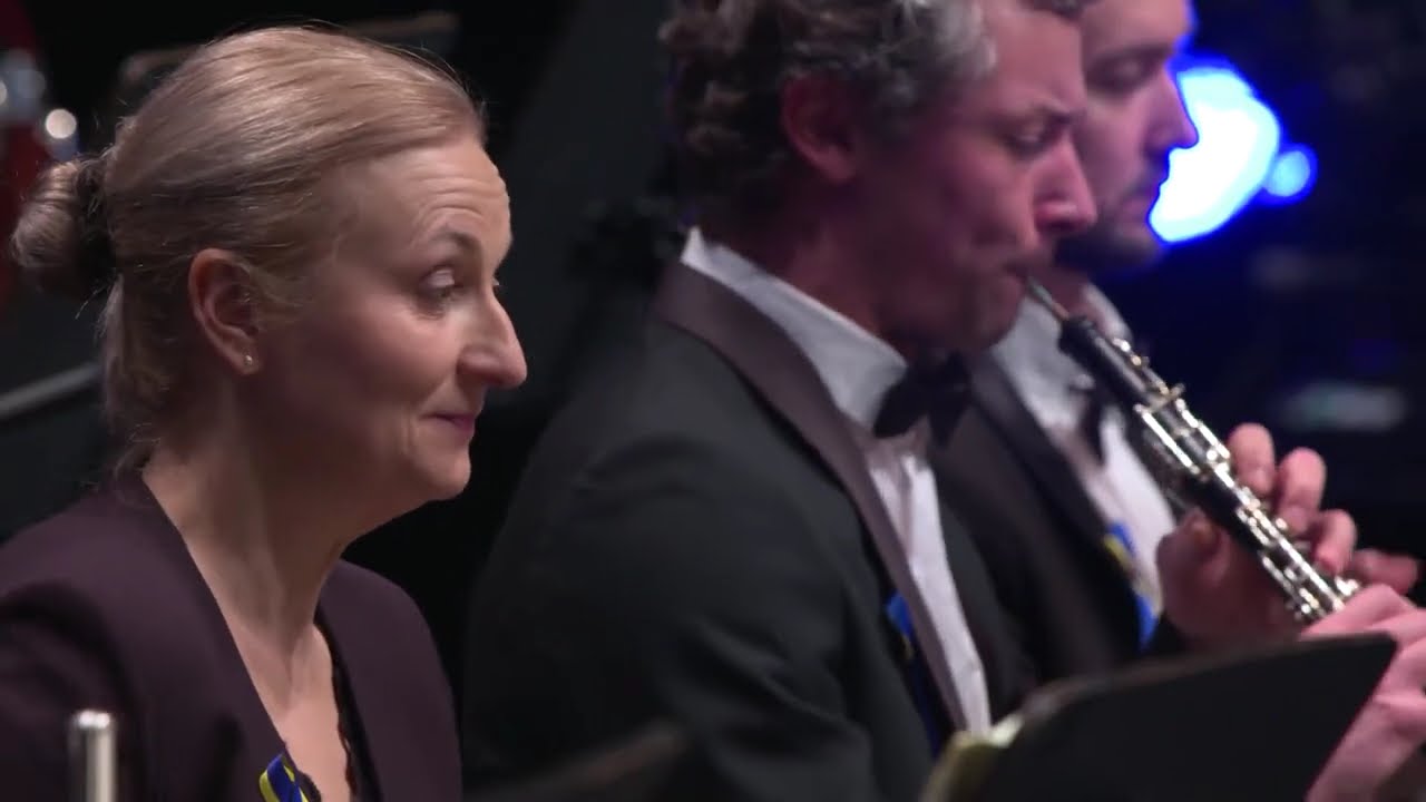 Beethoven Symphony No 9 in D minor „An die Freude“ „Ode to Joy“ Keri Lynn Wilson Ukrainian Freedom O