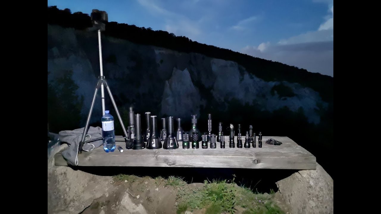 Quarry 2.0:  Beamshot  comparison - 23 Flashlights (200 to 100000 Lumen)