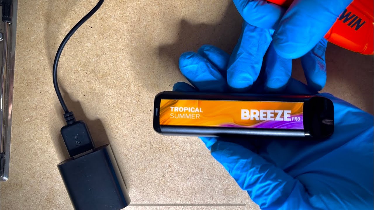 Как зарядить Breeze Pro