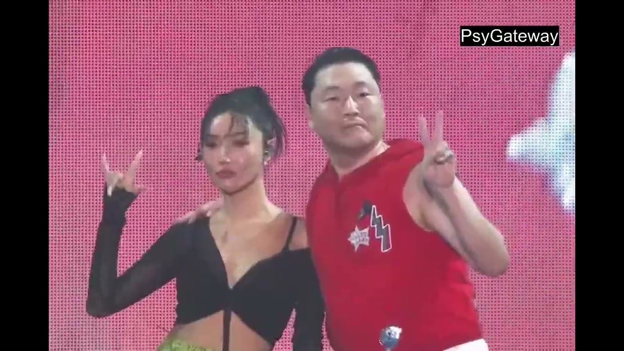 English Sub - PSY signed contract with Hwasa and welcome her to P Nation 싸이 화사